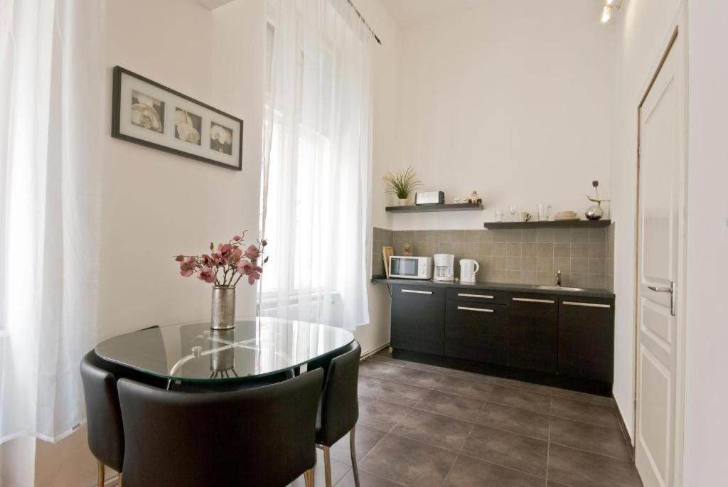 Balcony Apartment Budapest Ngoại thất bức ảnh